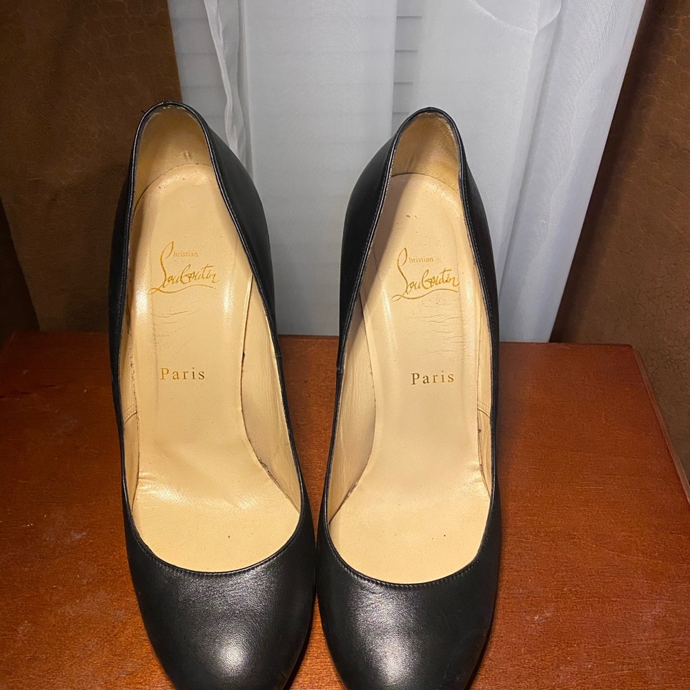 Christian Louboutin heels - Picture 7 of 9
